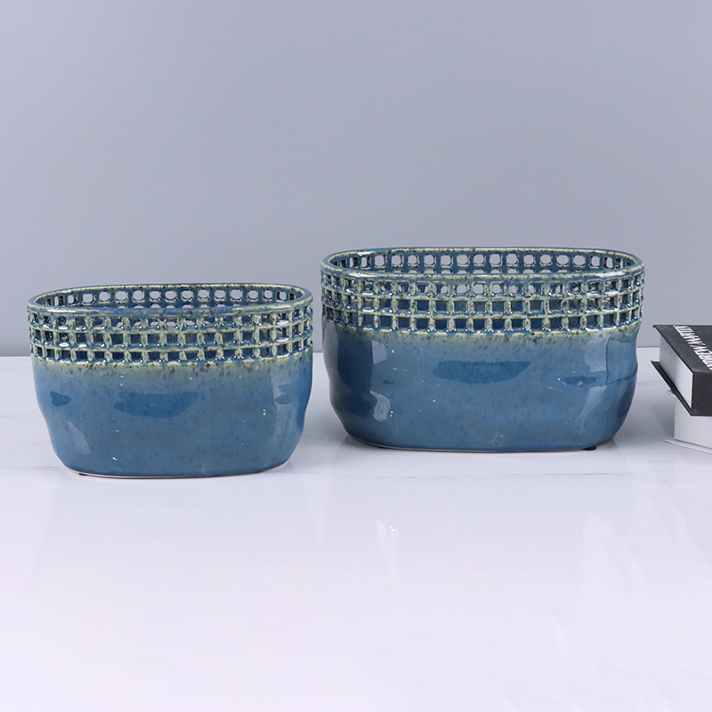I-Hollow-Out-Design-Blue-Reactive-with-Dots-Ceramic-Flowerpot-Vase-3