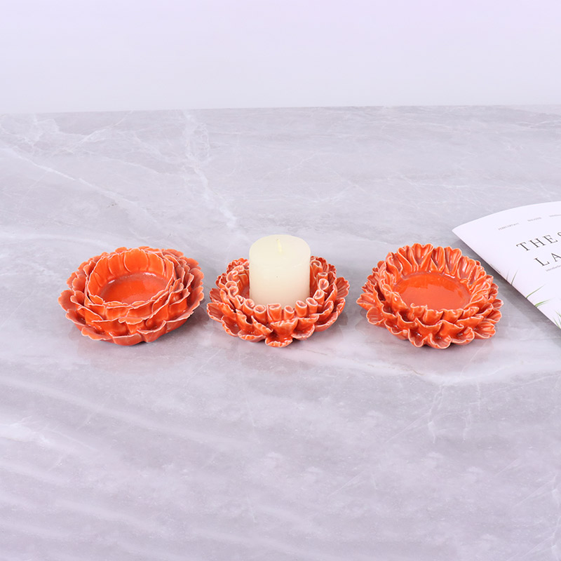 Handmade Flower-Shaped Decoration Crackle Glaze Ceramic Candle Jar (3)